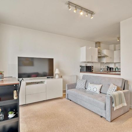 Delightful Apartment Wandsworth Londra Esterno foto