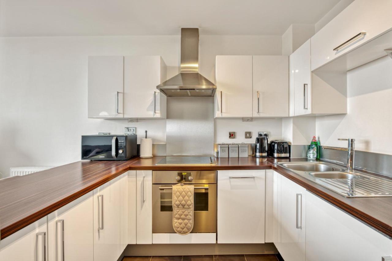Delightful Apartment Wandsworth Londra Esterno foto