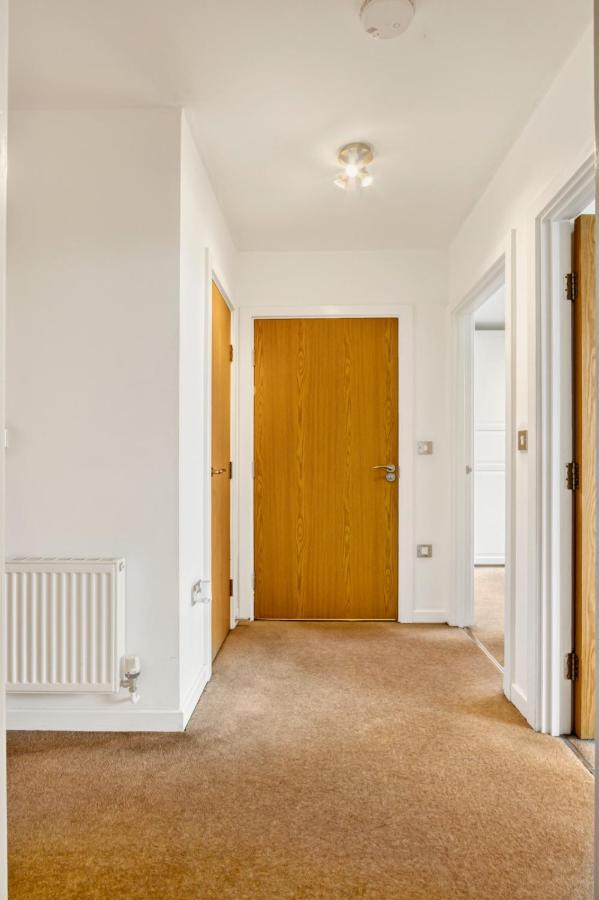 Delightful Apartment Wandsworth Londra Esterno foto